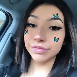 Meet your Posher, Crista